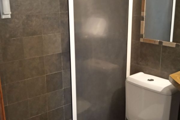 Apart 3 ambientes-2 baños completos para 4 personas (sin escaleras internas)