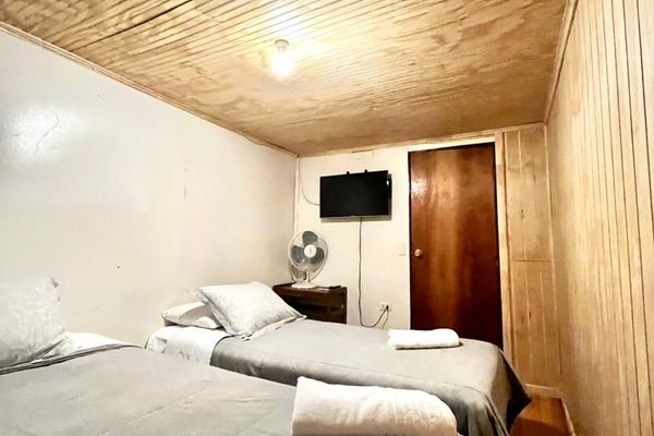 Habitación doble con baño compartido