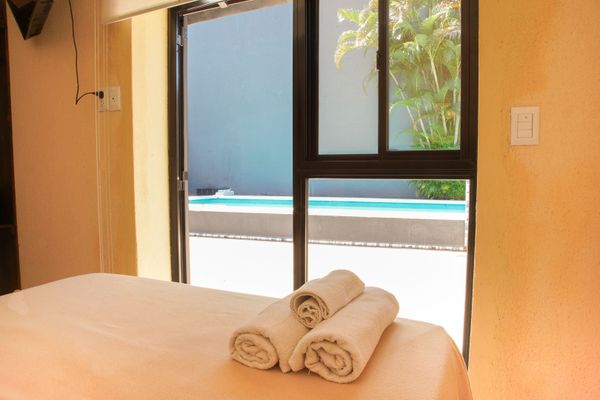 ISONDU con Vista a la Piscina Single