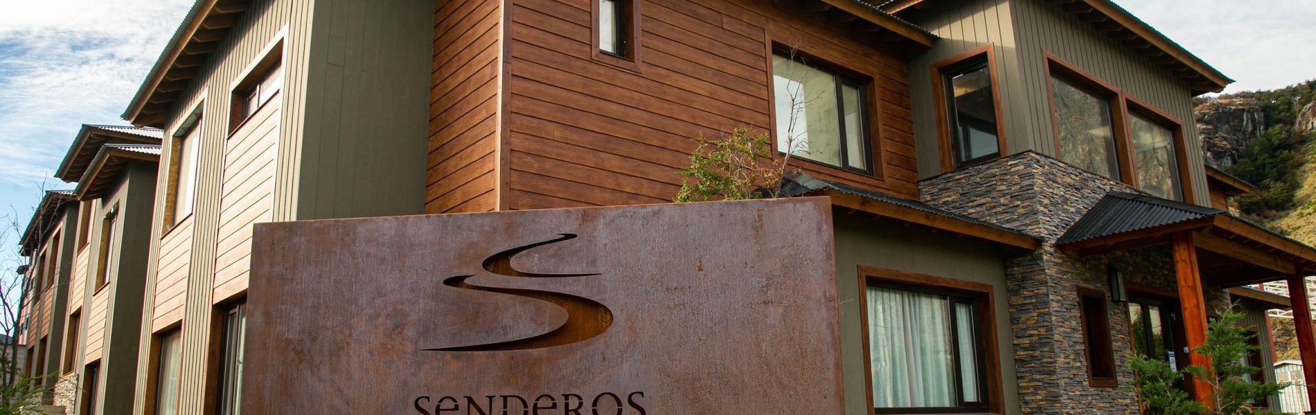 Senderos Suites & Aparts