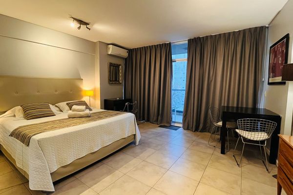 Monoambiente con piscina y gym en Palermo [Sta Fe 3]