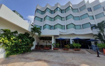 HotelPlazaCozumel - 
                                    Estacionamiento                                