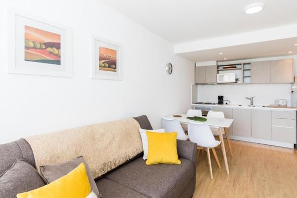 Pacífico Centro - 2 Ambientes Vista al Canal