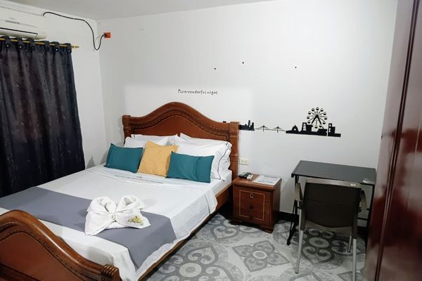HABITACION QUEEN CON AIRE