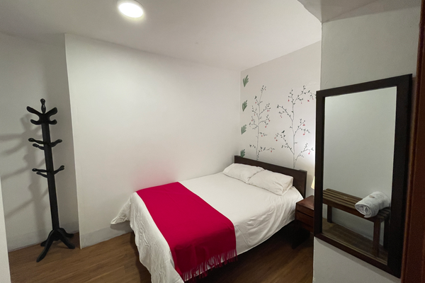 Habitación Doble Matrimonial Fucsia 