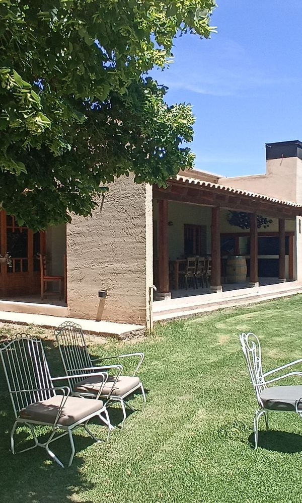 Posada Cavieres Wine Farm