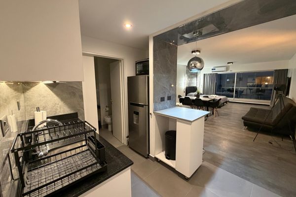 Rock & Art – Moderno loft automatizado h/ 6 pax