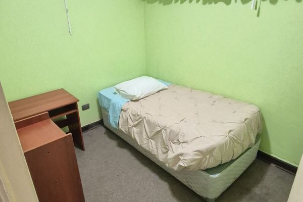 Habitación con baño compartido