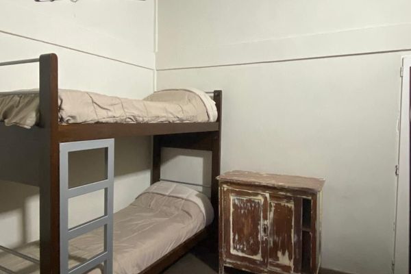 Cama en Habitación Cuádruple mixta con baño privado