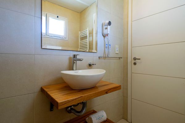 Apartamento 2 ambientes 3er Piso con AA