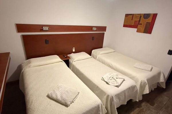 HABITACION TRIPLE INDIVIDUAL