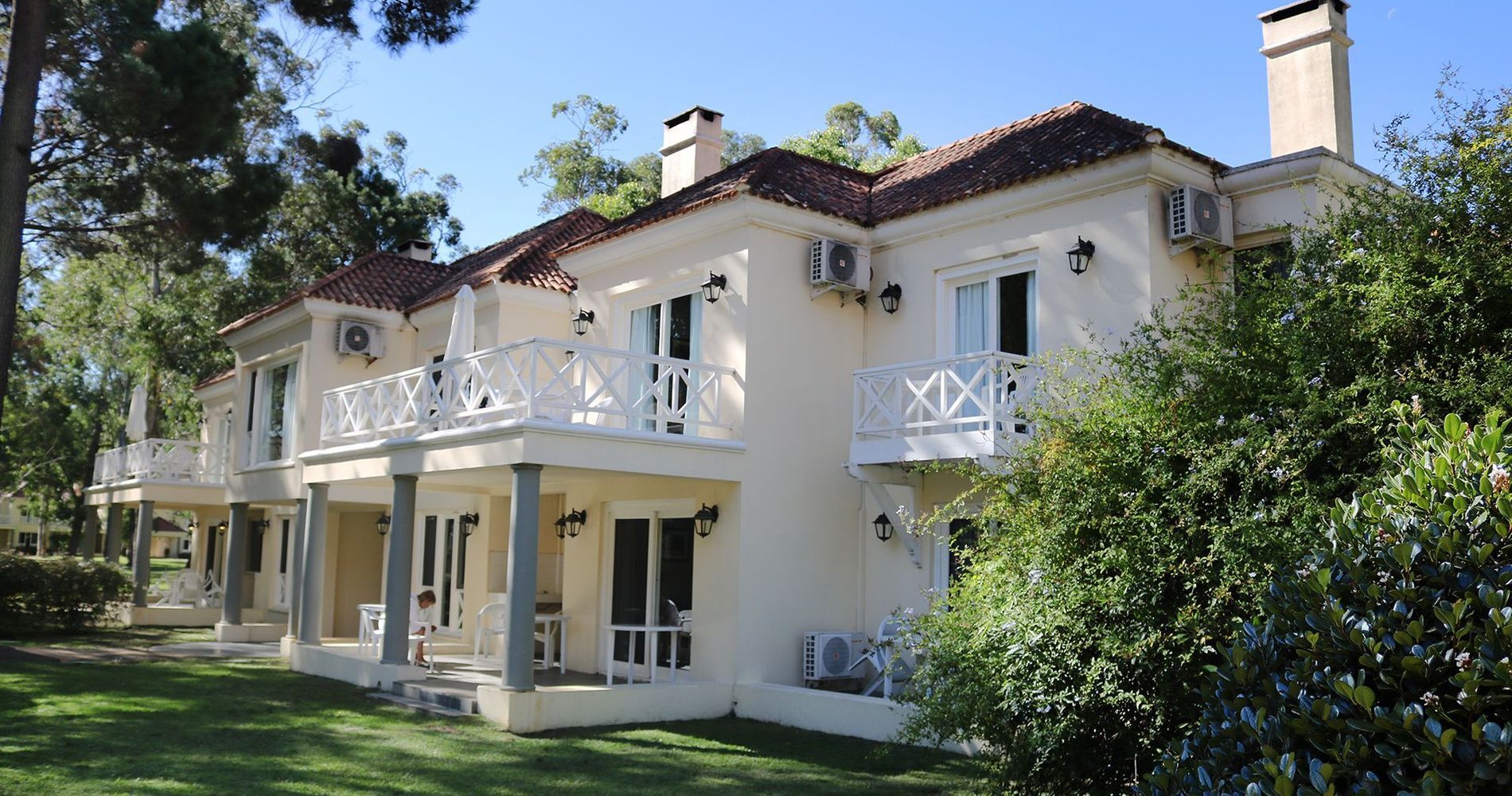 Solanas Punta del Este & Crystal Beach