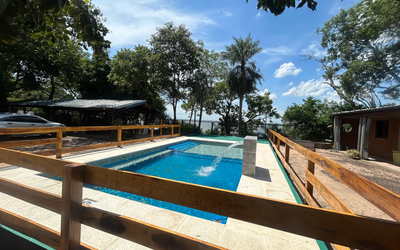 HotelPiedraAlta - 
                                    Piscina                                