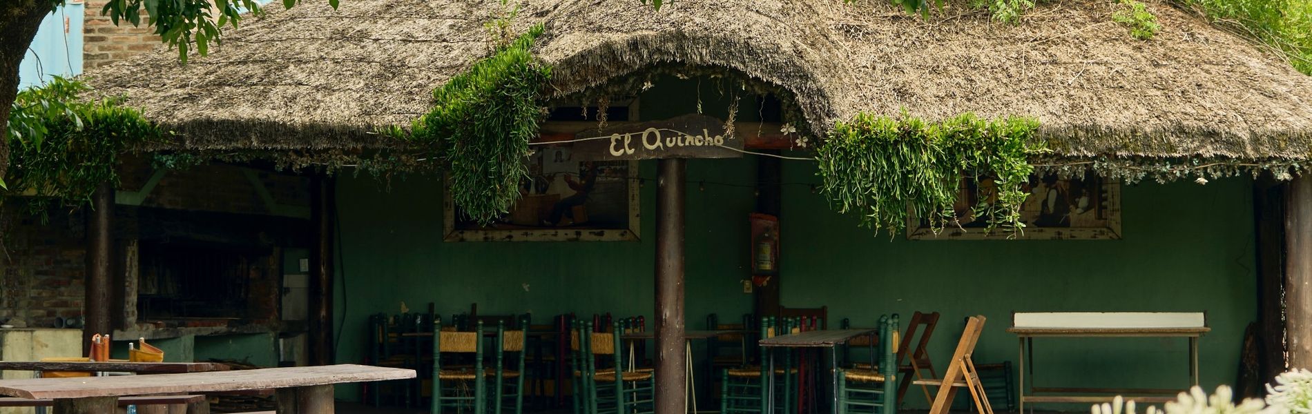 Aires del Campo Cabins and Hotel