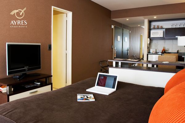 Ayres Recoleta Uriburu