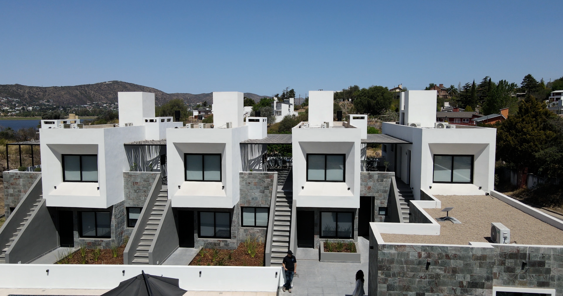 APARTS DE LA VILLA