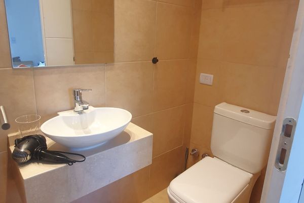 Depto monoambiente sobre Av. Comodoro Rivadavia, Núñez