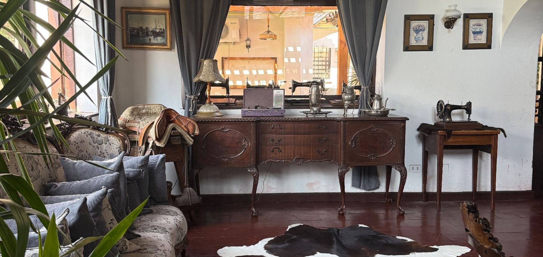 Hoy Es Almendral Hotel