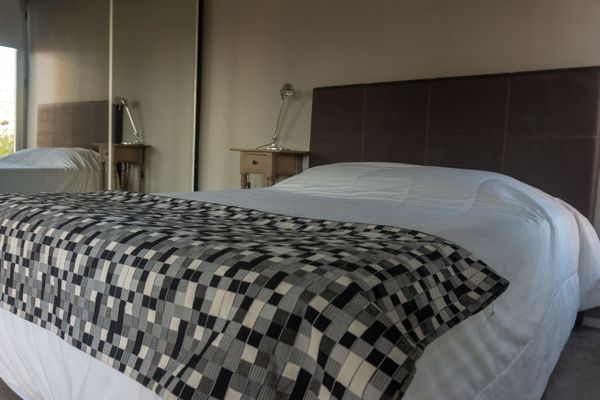 Humboldt 1945 - Ayres Apartments