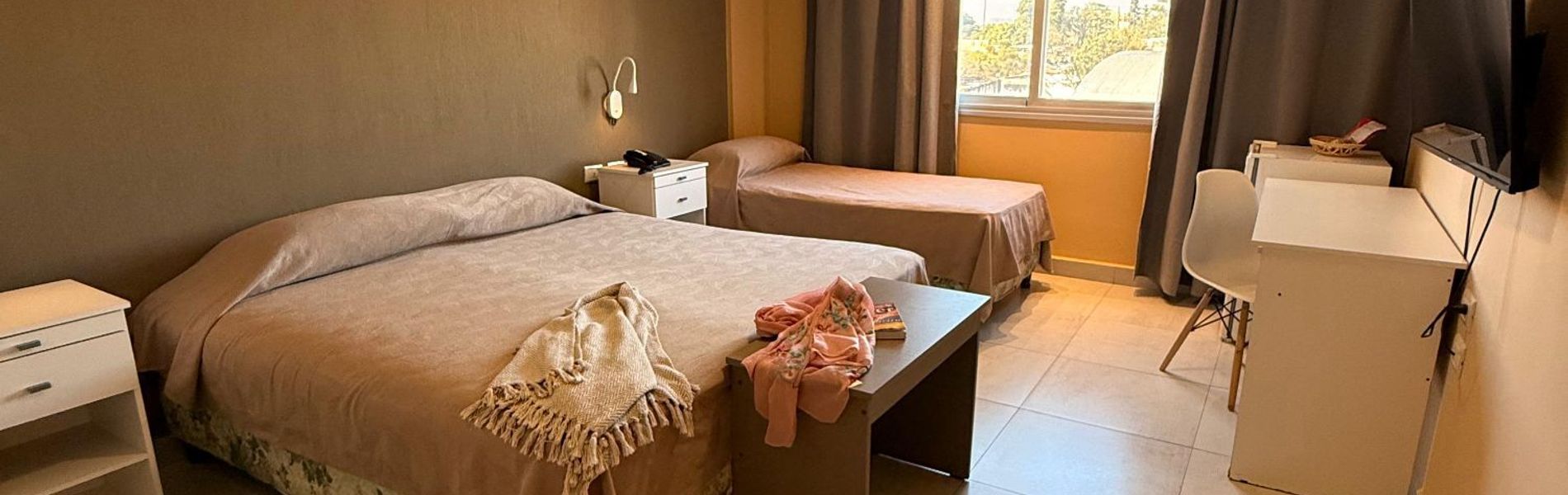 Hotel Alvarado Suites