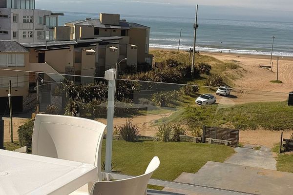 Apart 2 ambientes Comfort con vista al mar