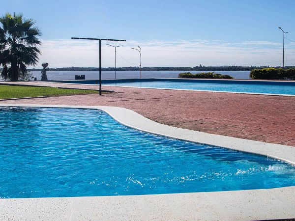 Manantiales Hotel de Turismo Monte Caseros